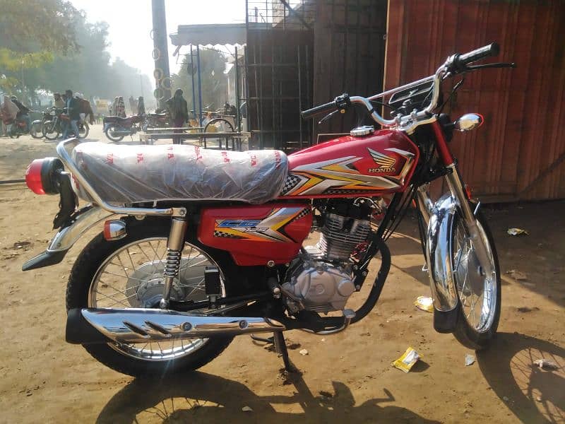 Honda 125 applied for sale 0/4/0/6/1/1/9/0/2/9 1