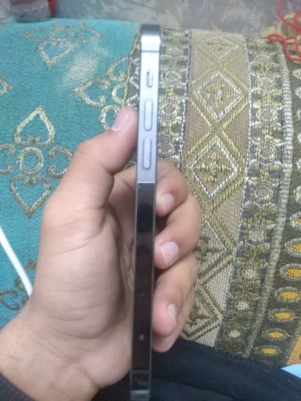 iPhone 12 pro 128 gb jv 2