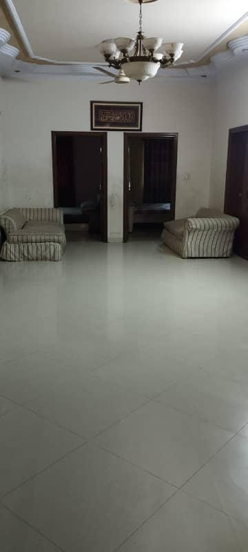 260 Yards Ground Floor Portion for Sale in Block 13/C, Gulshan-e-Iqbal 10