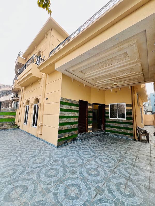 10 Marla Spanish House For Sale in Wapda Town 1