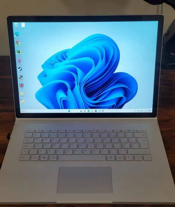 Surface Book 2 - 15” | Core i7 | 16GB RAM | 512GB SSD | 4 GB GTX 1060 2