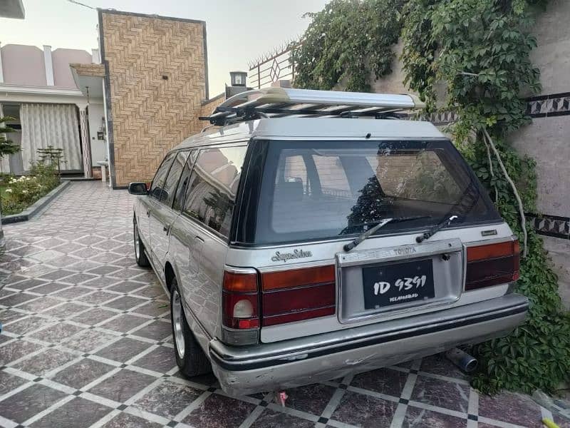 Toyota Crown 1984 2