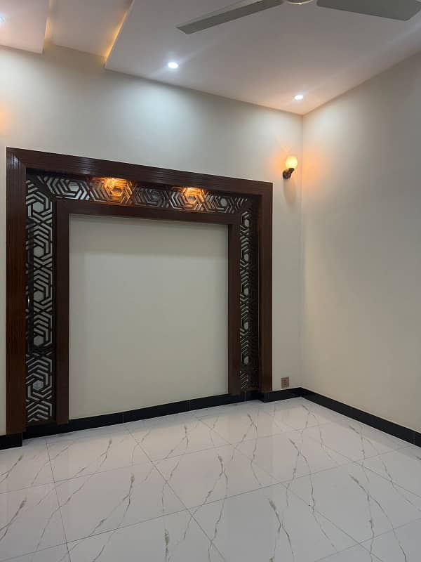 Brand New 5 Marla Semi Furnished House Available For Sale In Jinnah Block Sector E Bahria Town Lahore 14