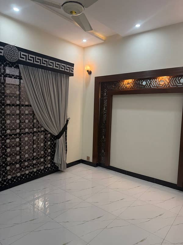 Brand New 5 Marla Semi Furnished House Available For Sale In Jinnah Block Sector E Bahria Town Lahore 19