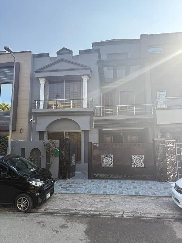 Brand New 5 Marla Semi Furnished House Available For Sale In Jinnah Block Sector E Bahria Town Lahore 44