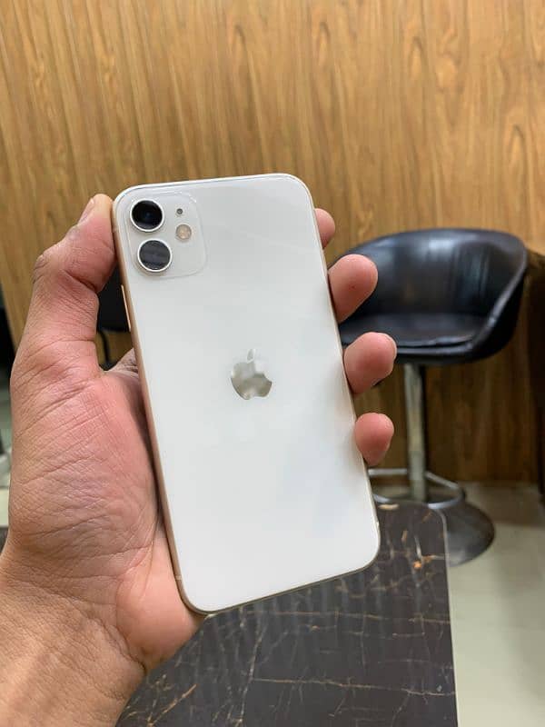 IPhone 11 64gb jv  exchange also possible 0