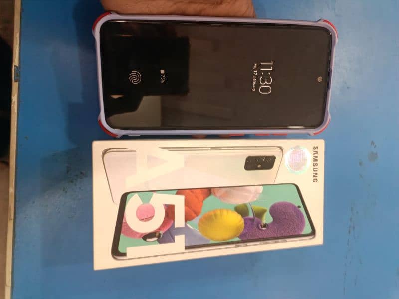 Samsung A51  8GB RAM 128 GB memory 10