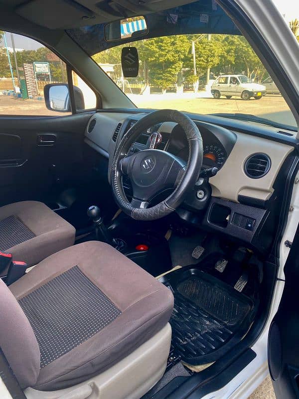 Suzuki Wagon R 2019 9