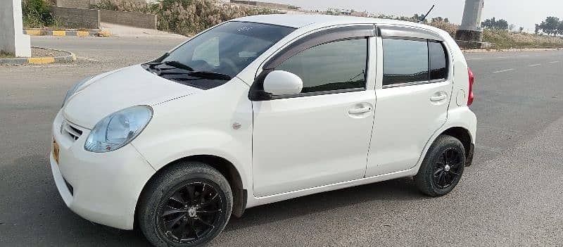 Toyota Passo 2011 1