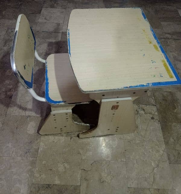 Kids study Table with chair 1