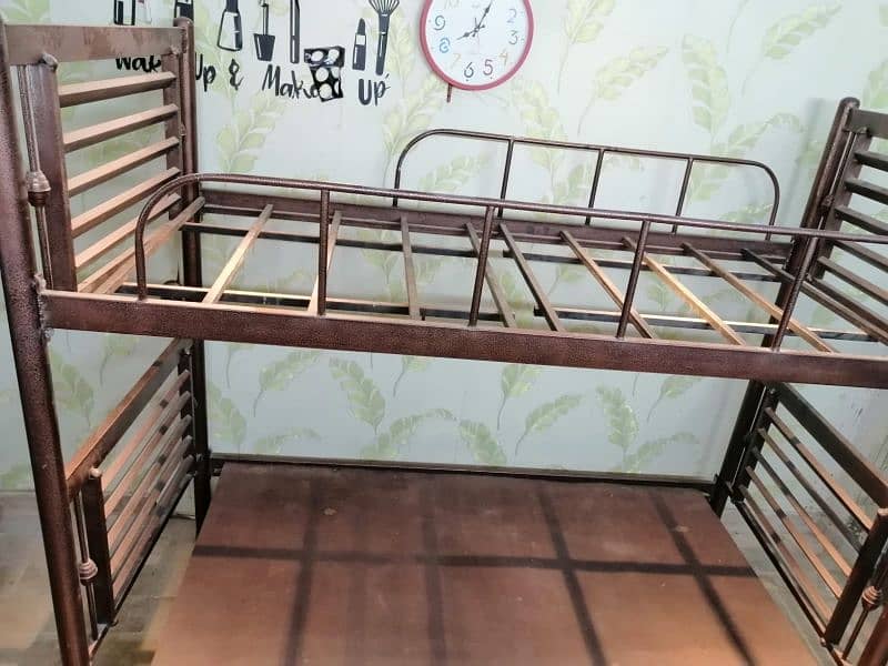 DOUBLE BED (HEAVY) less used 4