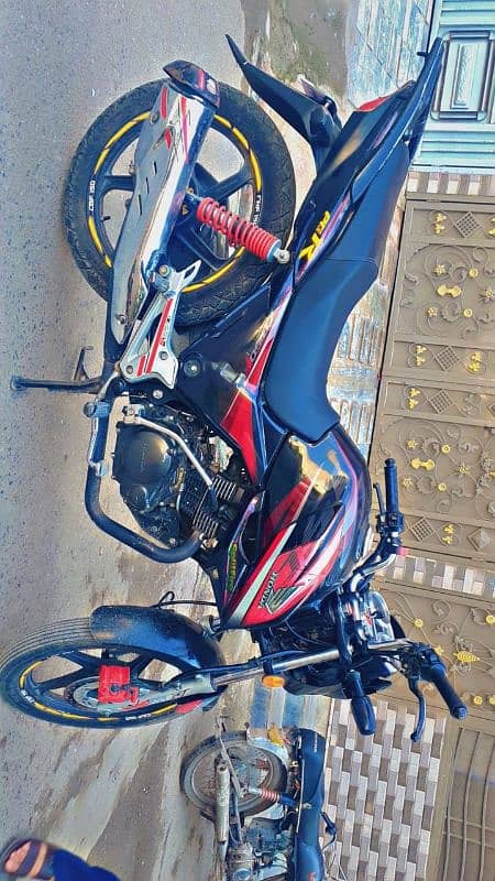 HONDA CB 150F 0