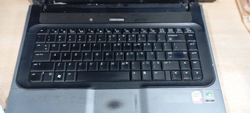 HP 530 Laptop 0