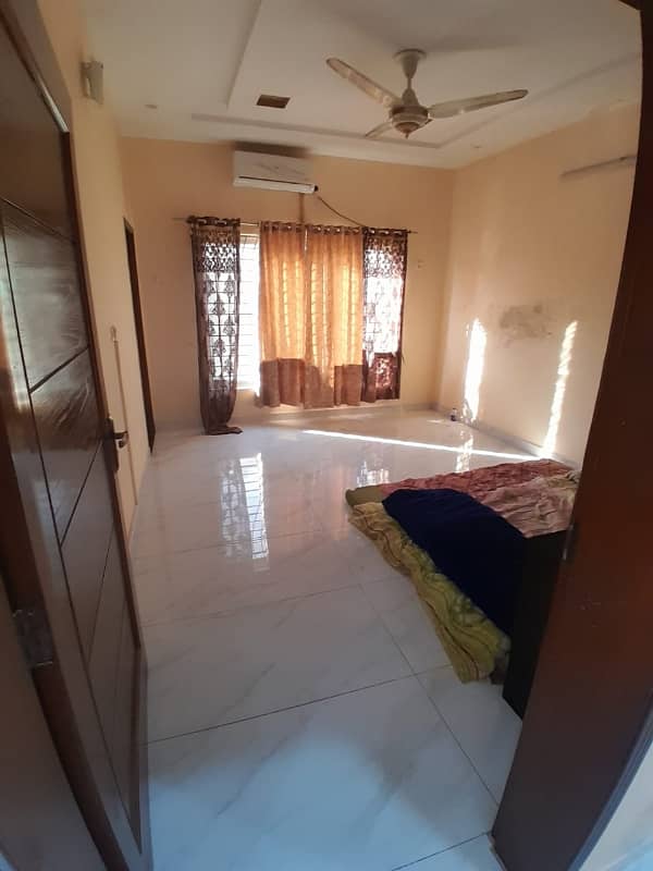 10 MARLA BEAUTIFUL HOUSE FOR RENT IN WAPDA TOWN PHASE 1 10