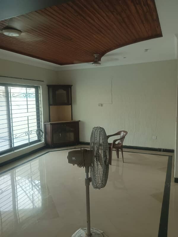 1 KANAL LOWER LOCK UPPER PORTION FOR RENT IN WAPDA TOWN PHASE 1 2