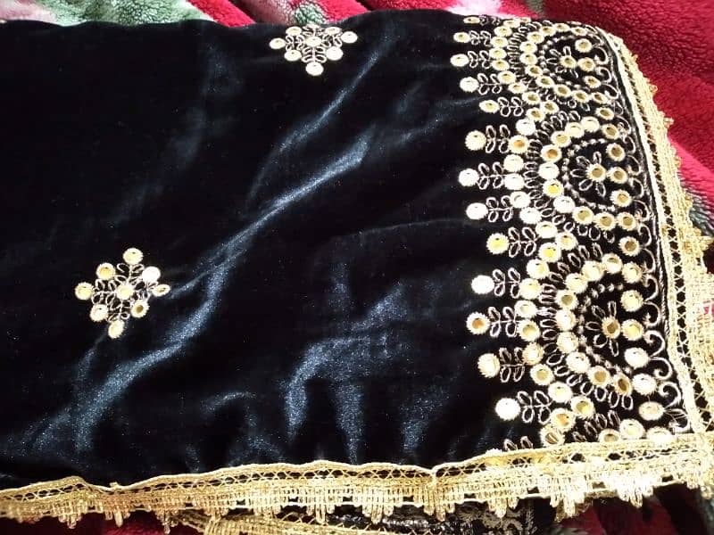 New velvet shawl for sale reasonable price 4