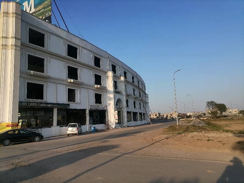 1500 Square Feet Flat For Sale In Gulshan-E-Iqbal Town 1