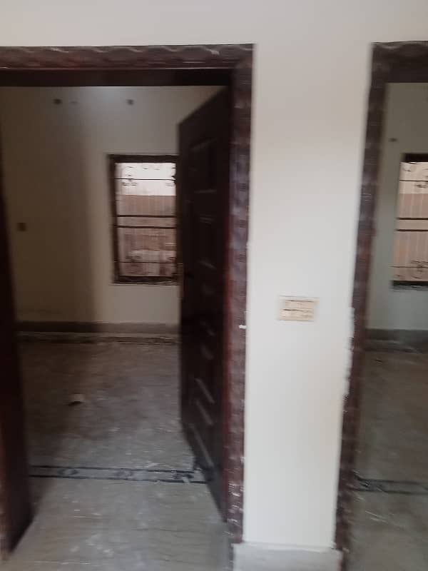 Ground Floor For Rent 10