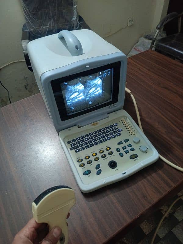 Ultrasound Machine's 3