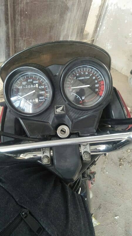 Honda CB 125 2021 6