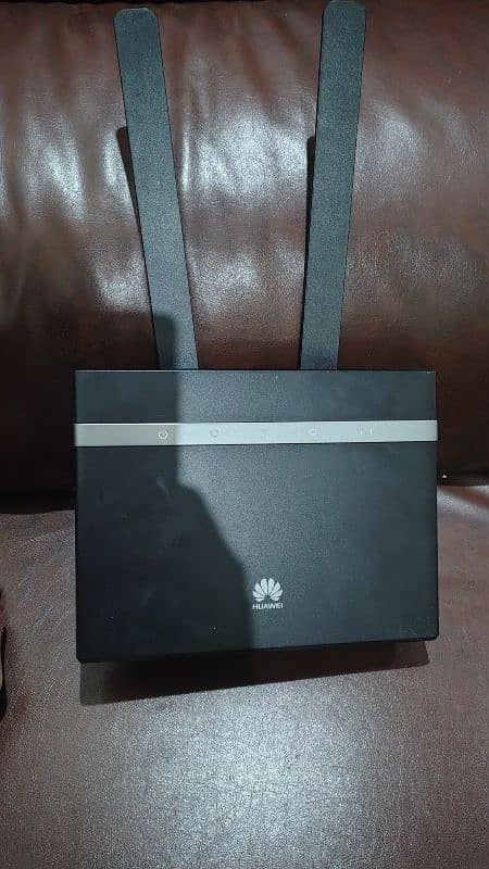 Huawei Wifi and Sim 4G router 3