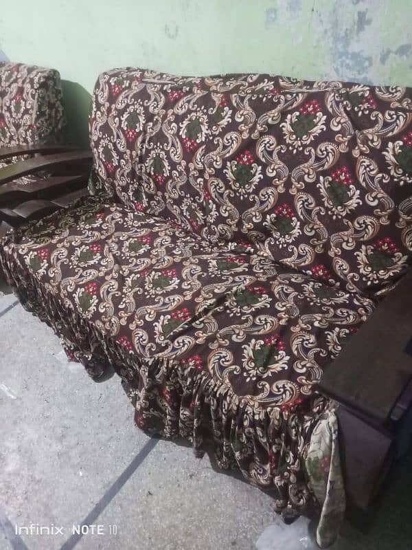 sofa set up for sale in chaina sakeem 0