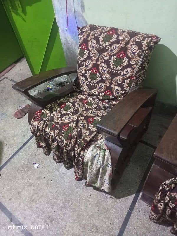 sofa set up for sale in chaina sakeem 2