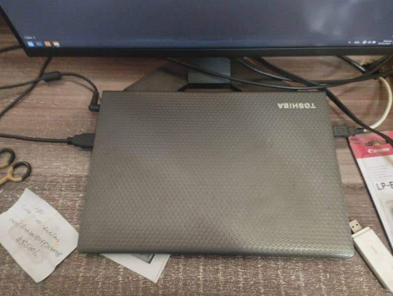 Core i5 4th Gen Toshiba laptop 0