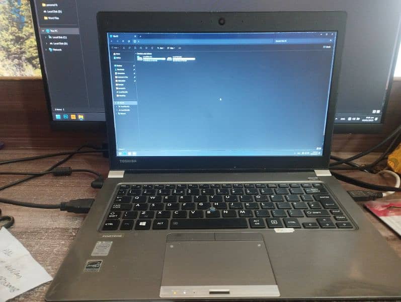 Core i5 4th Gen Toshiba laptop 3