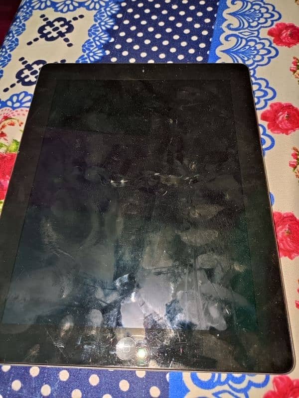 ipad 10 hazar ka bilkul sahe ha 3