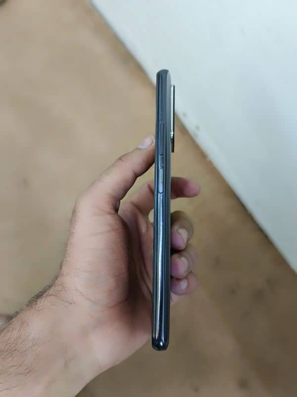 Redmi poco X3 GT 8/256 1