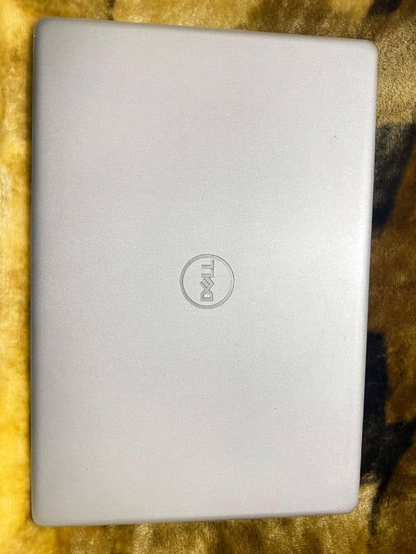 Dell Inspiron 5593 0