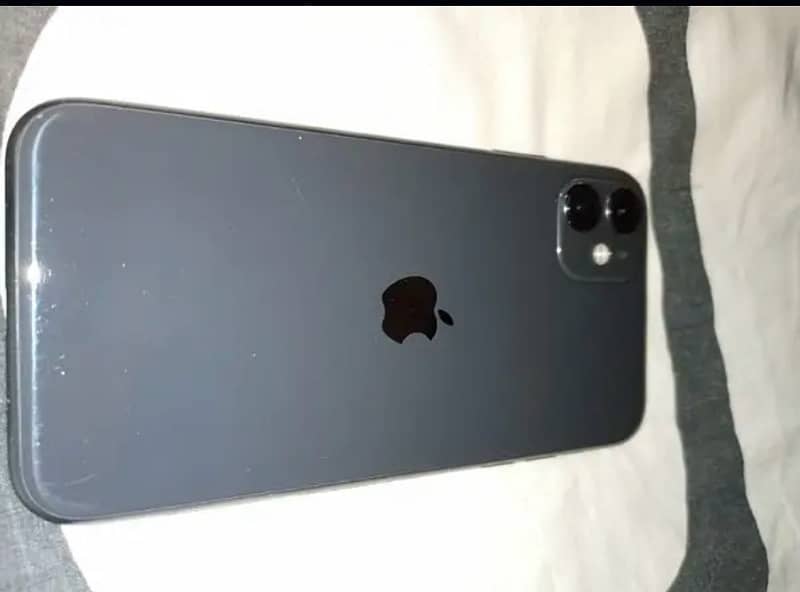 iPhone 11 non pta box also and battery h 86 0