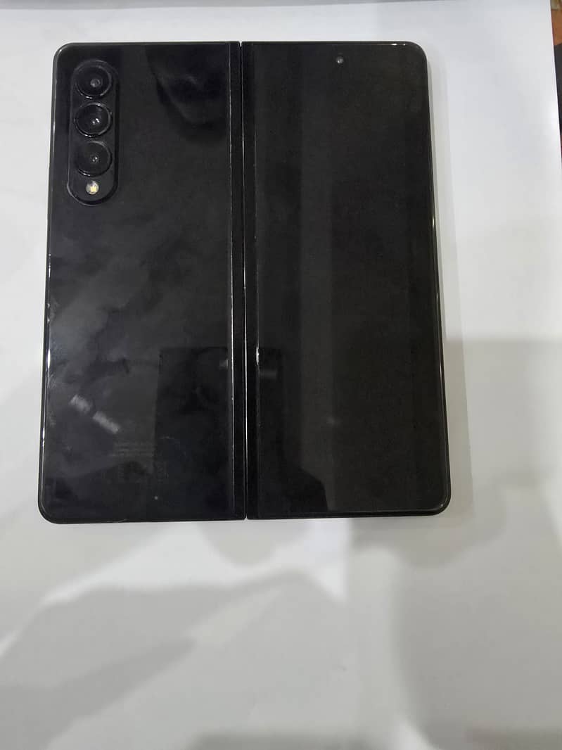 Samsung galaxy  Z Fold 3 PTA 2