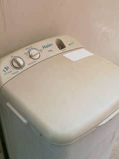 Haier company 8 kg washing machine in good condition