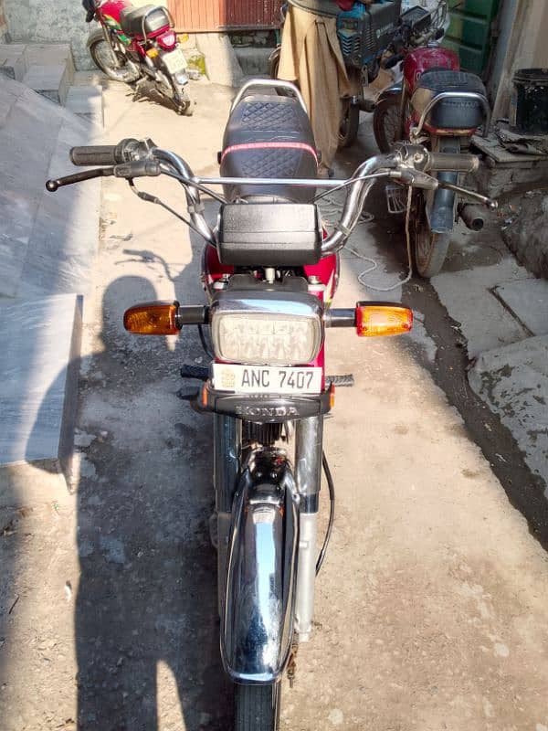 Honda CD 70 Model 2022 16