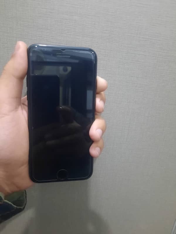 I phone Se Non PTA Condition  10/9 Urgent sale 1