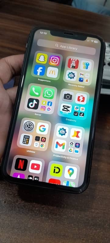 Apple Iphone 11-128 GB PTA Approved 1