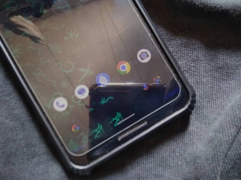 Google Pixel 3 10/10 no issue can be patched in 1000 7