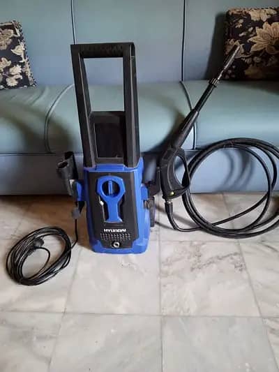 Hyundai Pressure Washer 1