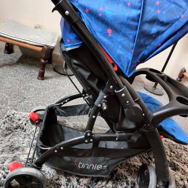 stroller/ Pram 2