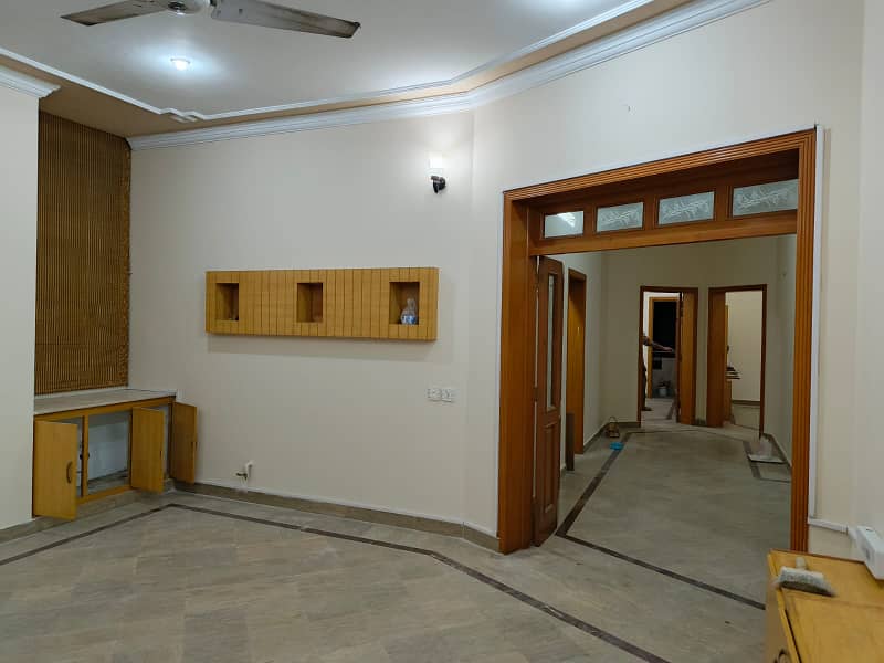 40x80 upper portion for rent in F-15 Islamabad 5