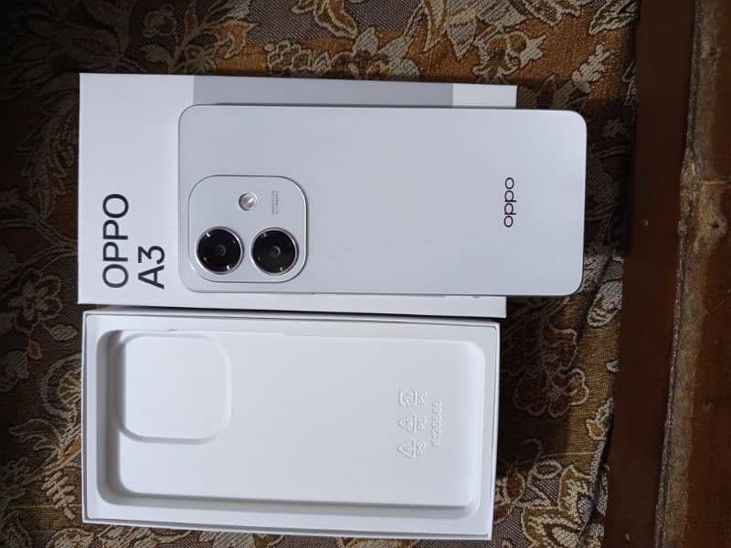 Oppo A3  6/128 5