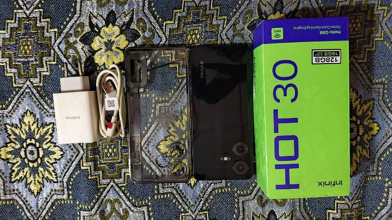 Infinix HOT 30 With BOX + All Accessories + Memory 8+8 / 128 0