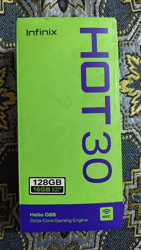 Infinix HOT 30 With BOX + All Accessories + Memory 8+8 / 128 7