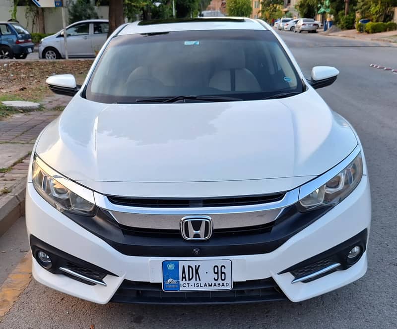 Honda Civic Oriel 1.8 i-VTEC CVT 2017 1