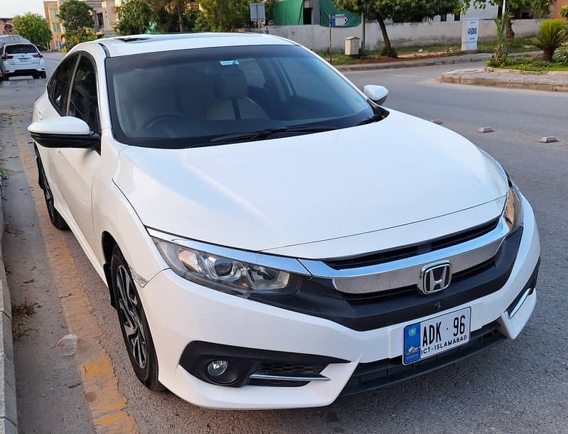 Honda Civic Oriel 1.8 i-VTEC CVT 2017 5