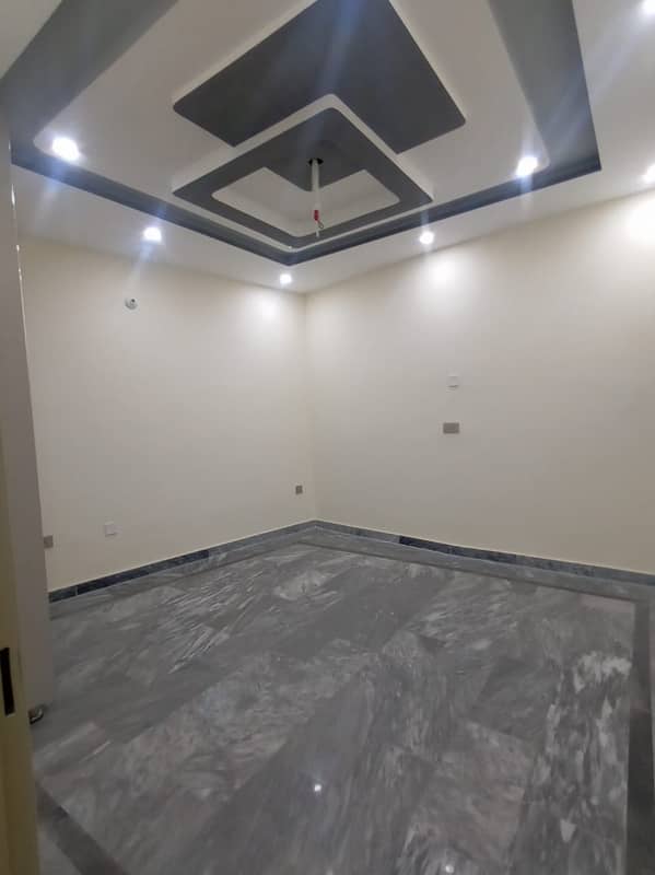 brand New luxury poriton Available for rent near jail road 0