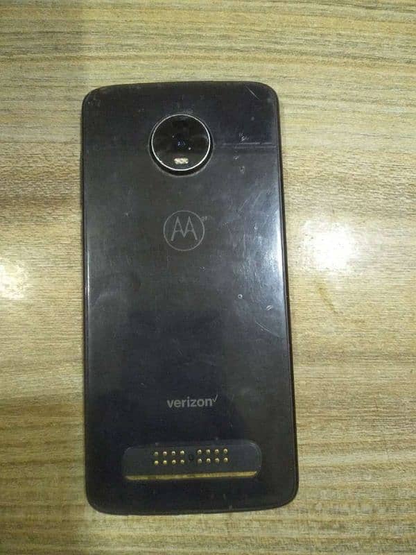 moto z4 0