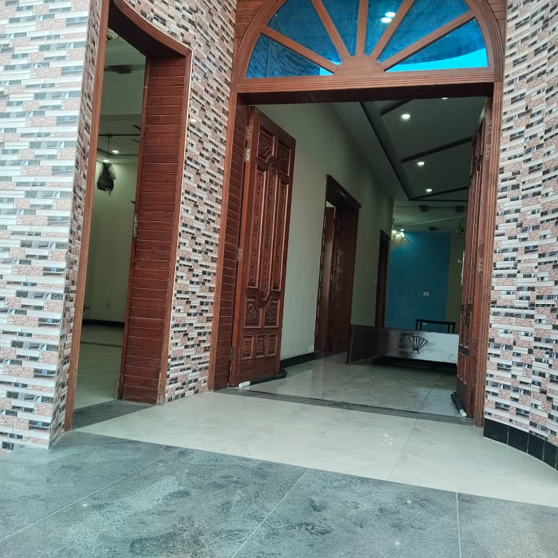 60x90 triple story House for sale in G-15 Islamabad 1